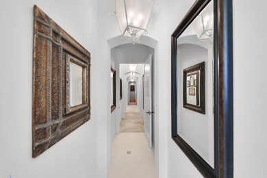 Only minutes away from El Paseo, The River and the new Disney