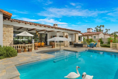 Only minutes away from El Paseo, The River and the new Disney