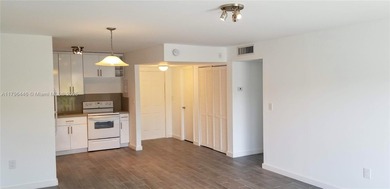 Beautifully renovated 1 bed 1.5 bath condo with balcony