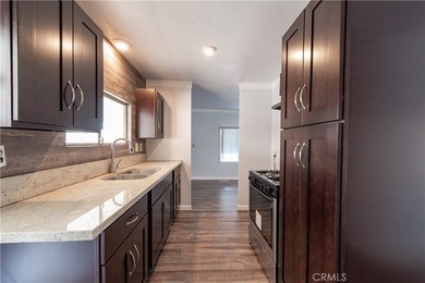 London Spires of Hemet's 55+ mobile home community! This is the