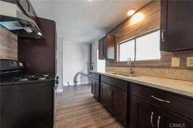 London Spires of Hemet's 55+ mobile home community! This is the