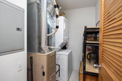 You'll love this oversized 1-bedroom condo in the booming South