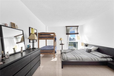 This property is the perfect Aventura retreat at a great price