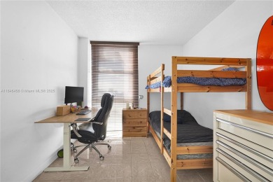 This property is the perfect Aventura retreat at a great price