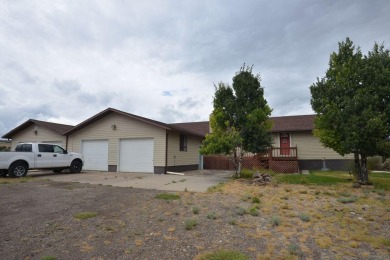 Welcome to this expansive and versatile five-bedroom