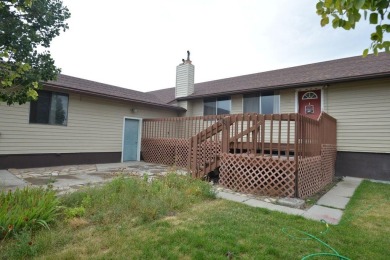 Welcome to this expansive and versatile five-bedroom