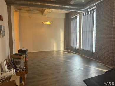 Experience St. Louis History at The Meridian Lofts!
This stylish