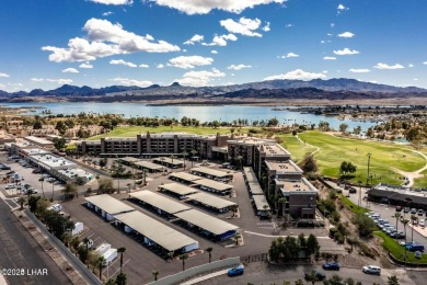 This luxurious top-floor Lake View condo offers breathtaking