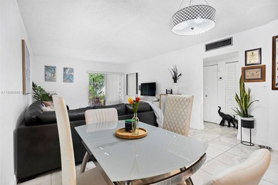 Cozy and Bright apartment with 2 bedrooms, 1 bathroom, a fully