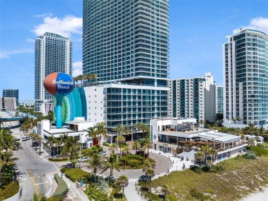 Come see this beautiful apartment with stunning ocean views in a