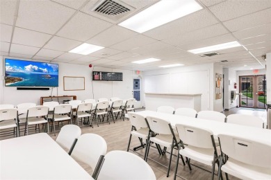 MOTIVATED SELLER!  Seller will provide a 13 mos. CHOICE ULTIMATE