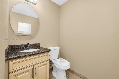 Absolutely beautiful house 3 bedrooms 2.5 bathrooms, 1 car