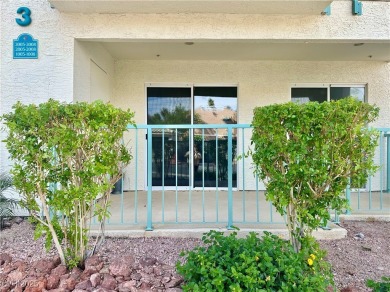 Ground-level condo in the desirable Bay Sands community