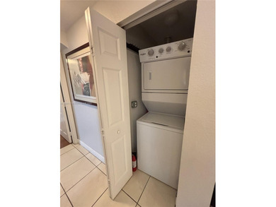 Bathed in natural light, this spacious 7th-floor split 2BR/2BA