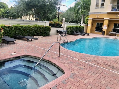 Bathed in natural light, this spacious 7th-floor split 2BR/2BA