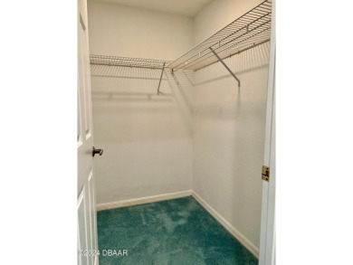 Riverside On The Park Condominium offers an exclusive location