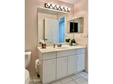 Riverside On The Park Condominium offers an exclusive location