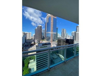 Gorgeous and spacious 2 bed 2 bath condo. High end building at