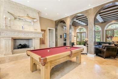 Stunning Point Lot Estate in Las Olas' Prestigious & Gated Seven