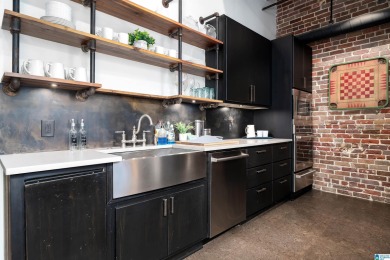 One-of-a-kind 2 bed, 2 bath loft in the historic Rhodes Carroll