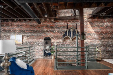 One-of-a-kind 2 bed, 2 bath loft in the historic Rhodes Carroll