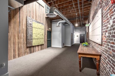 One-of-a-kind 2 bed, 2 bath loft in the historic Rhodes Carroll