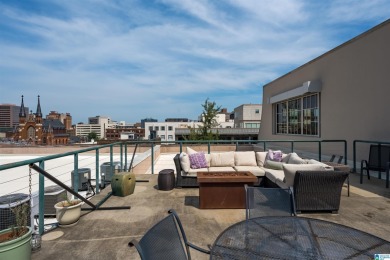 One-of-a-kind 2 bed, 2 bath loft in the historic Rhodes Carroll