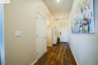 Modern 2BR/2BA on Communications Hill with one of the most