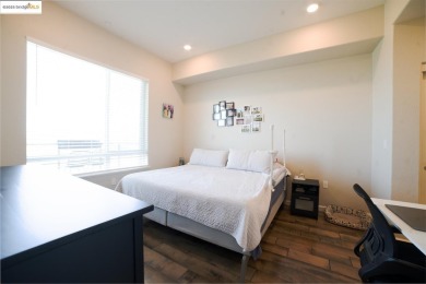 Modern 2BR/2BA on Communications Hill with one of the most