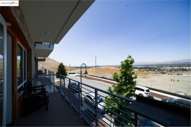 Modern 2BR/2BA on Communications Hill with one of the most