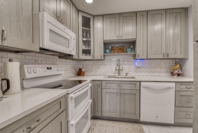 Beautiful condo on beach/ocean with exceptional views and close