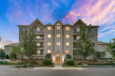 Bright and spacious 2-bed, 2-bath condo in Long Run Creek, an