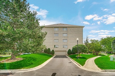 Bright and spacious 2-bed, 2-bath condo in Long Run Creek, an