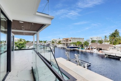 Brand-New Modern Contemporary Waterfront Residence in Key Largo