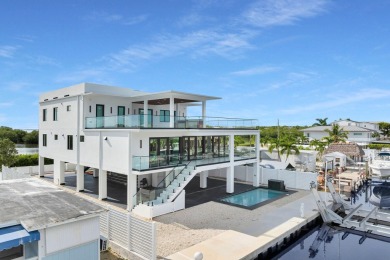 Brand-New Modern Contemporary Waterfront Residence in Key Largo