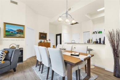 Spacious 2 bed / 2 bath condo in the heart of Aventura! Bright