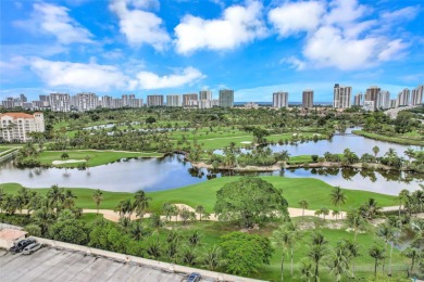 Spacious 2 bed / 2 bath condo in the heart of Aventura! Bright