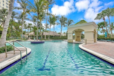 Spacious 2 bed / 2 bath condo in the heart of Aventura! Bright