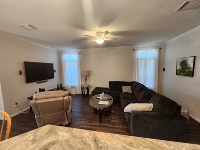 PRICE REDUCED! 55+/2020/3BD2BA/1624SQ/LIKE NEW/SNOBIRD