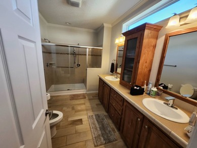 PRICE REDUCED! 55+/2020/3BD2BA/1624SQ/LIKE NEW/SNOBIRD