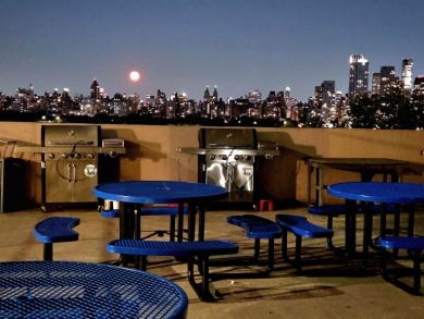 Long-term value meets luxury living(see the Versailles 2024