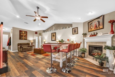 4/3 GORGEOUS & MOVE IN READY! OPEN FLOOR PLANS, HIGH, VAULTED