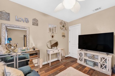 4/3 GORGEOUS & MOVE IN READY! OPEN FLOOR PLANS, HIGH, VAULTED