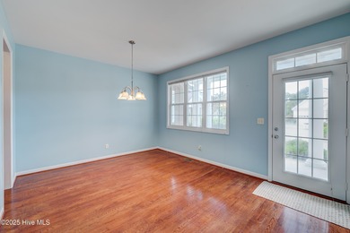 Beautiful Coastal Townhome Near Carolina Beach Just one mile