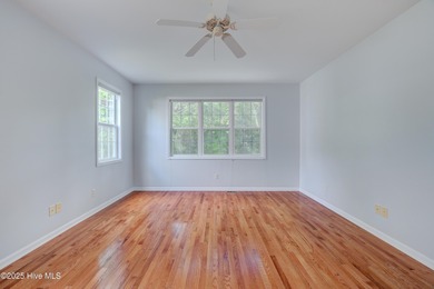 Beautiful Coastal Townhome Near Carolina Beach Just one mile