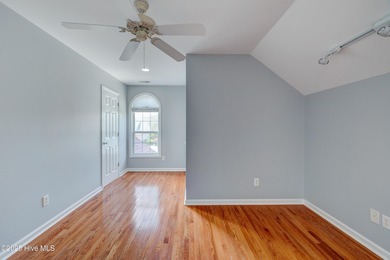 Beautiful Coastal Townhome Near Carolina Beach Just one mile