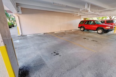 Spacious and freshly painted 1-bedroom, 1-bath condo featuring a