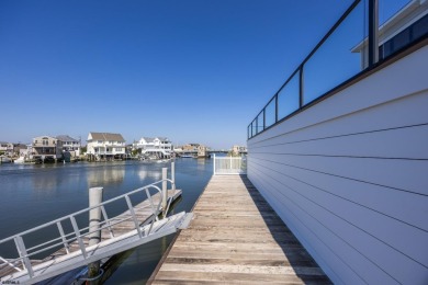 Just what you have been waiting for... Bayfront with walkability