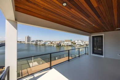 Just what you have been waiting for... Bayfront with walkability