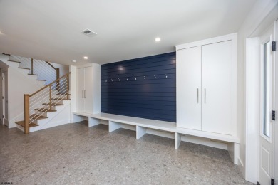 Just what you have been waiting for... Bayfront with walkability